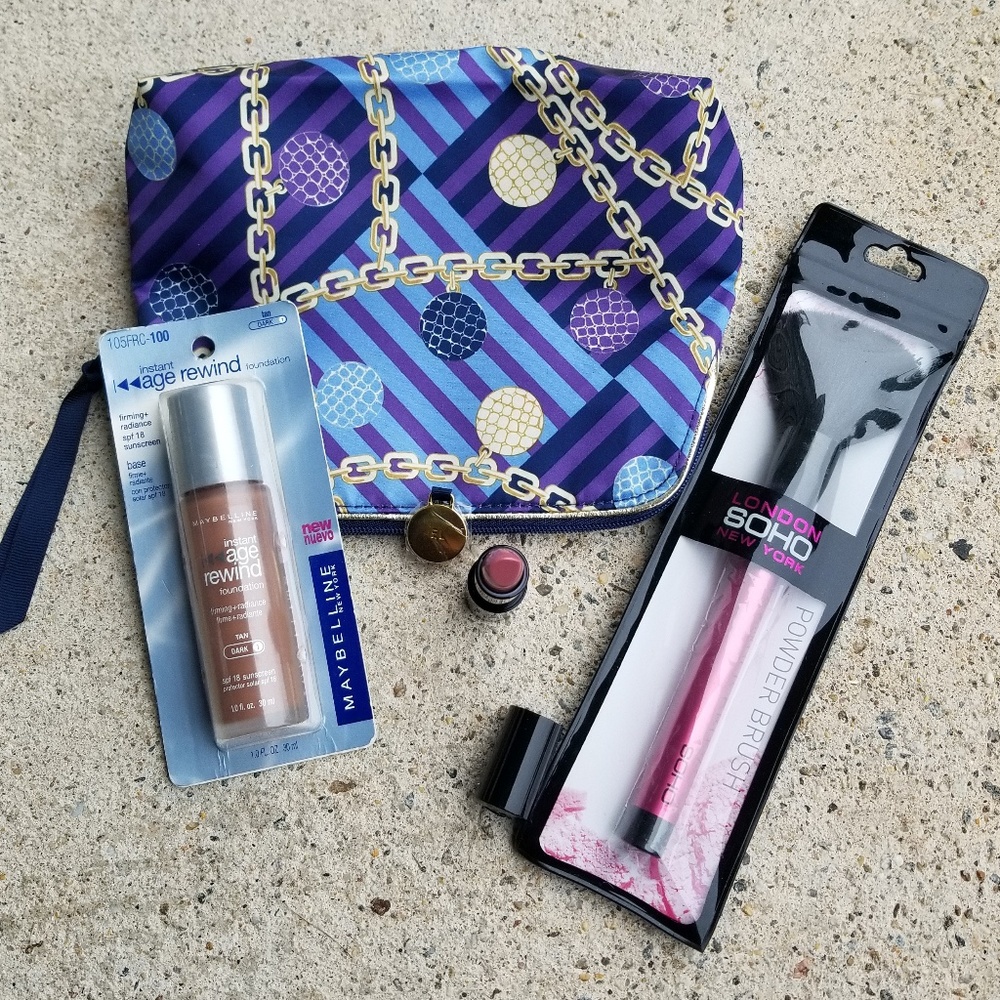 🎁3/$20 Make-up bundle